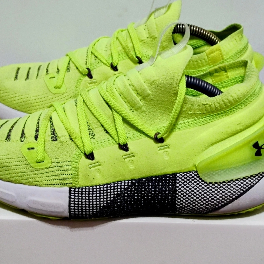 Under Armour Green and Black Athletic Shoes with High Collar